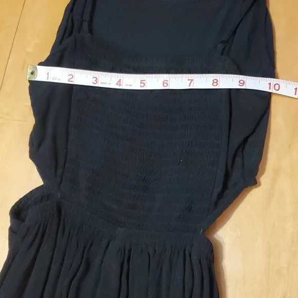 Express Women's  XS Pantsuit, all black waist peekaboo cutouts◾️great condition - Picture 3 of 9